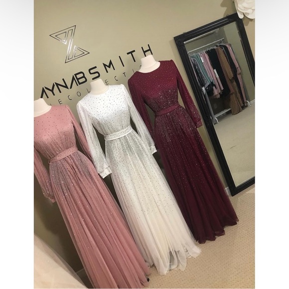 Pink beaded dress with belt - Picture 13 of 14